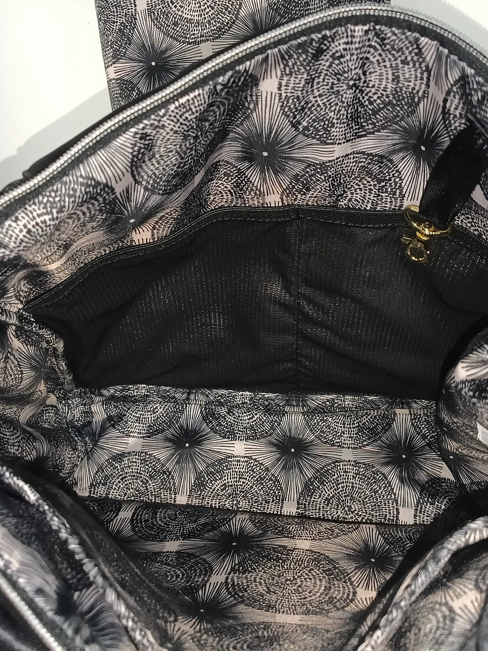 Petunia Pickle Bottom Black Convertible Diaper Bag Backpack Pre Owned Very Good